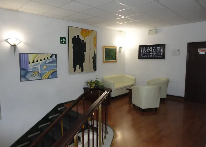 Giappone Inn Parking Hotel Livorno